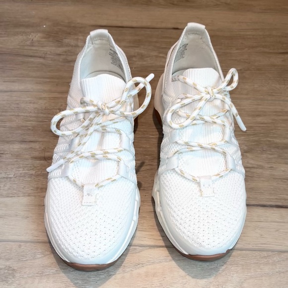 Madewell Sneakers - Picture 3 of 3